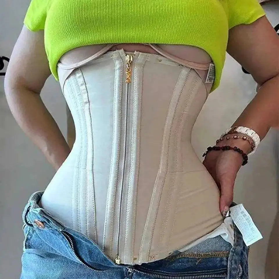  A plus-size woman wearing a waist trainer corset with a zipper vest, designed for maximum tummy control and waist slimming. Made from high-compression fabric, this body shaper provides firm yet comfortable support with adjustable straps for a secure fit. Perfect for postpartum recovery, posture improvement, and daily shaping needs.