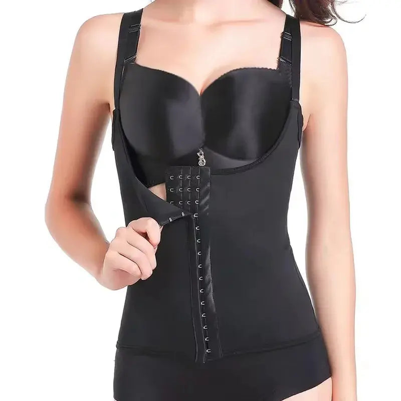  A woman wearing a body shaper corset waist trainer vest with adjustable straps, designed for maximum compression and shaping. The high-quality, stretchable fabric smooths the midsection, enhances curves, and provides a sauna suit effect for increased perspiration. Perfect for waist slimming, posture improvement, and postpartum recovery.